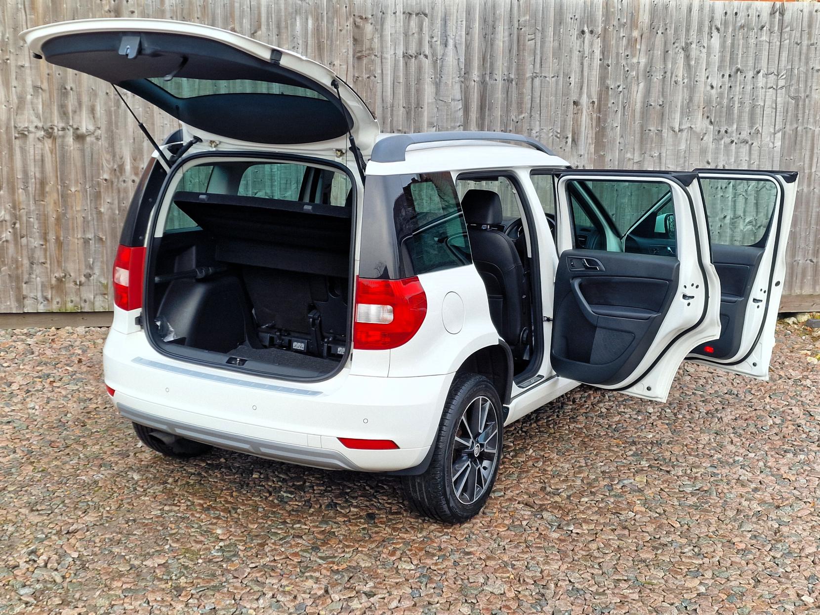 Skoda Yeti 1.2 TSI Elegance SUV 5dr Petrol DSG Euro 5 (105 ps)