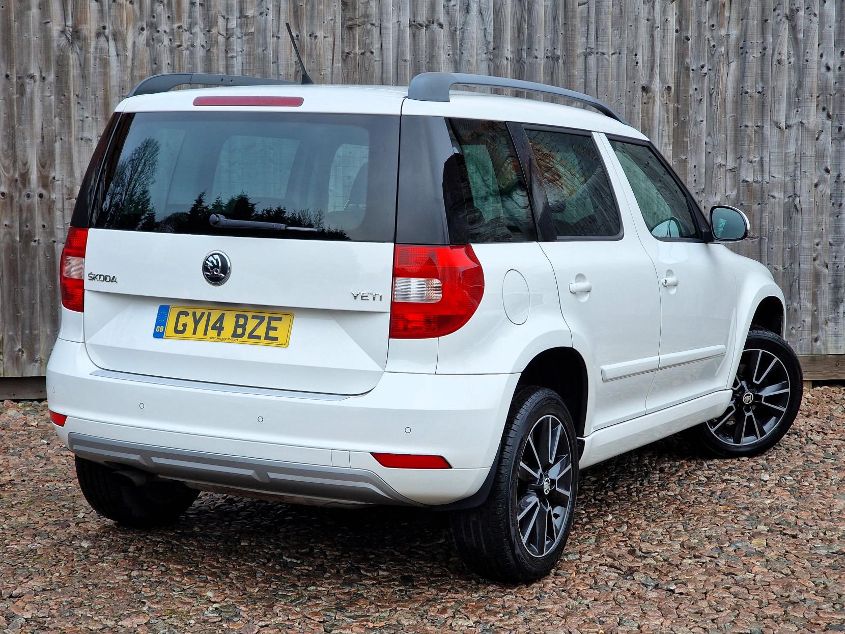 Skoda Yeti 1.2 TSI Elegance SUV 5dr Petrol DSG Euro 5 (105 ps)