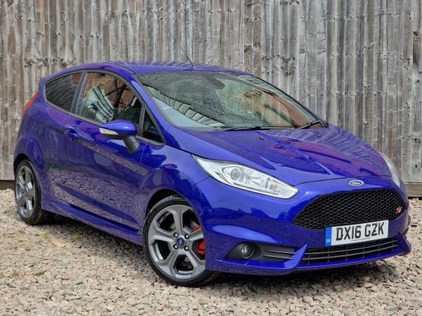 Ford Fiesta 1.6T EcoBoost ST-3 Hatchback 3dr Petrol Manual Euro 6 (182 ps)