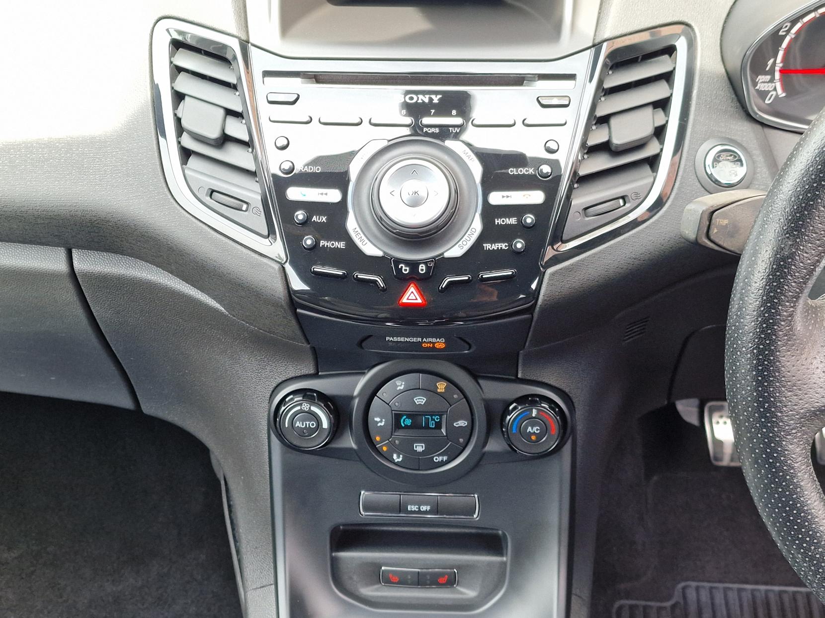 Ford Fiesta 1.6T EcoBoost ST-3 Hatchback 3dr Petrol Manual Euro 6 (182 ps)