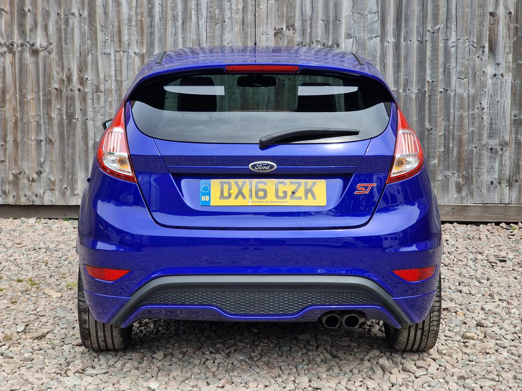 Ford Fiesta 1.6T EcoBoost ST-3 Hatchback 3dr Petrol Manual Euro 6 (182 ps)