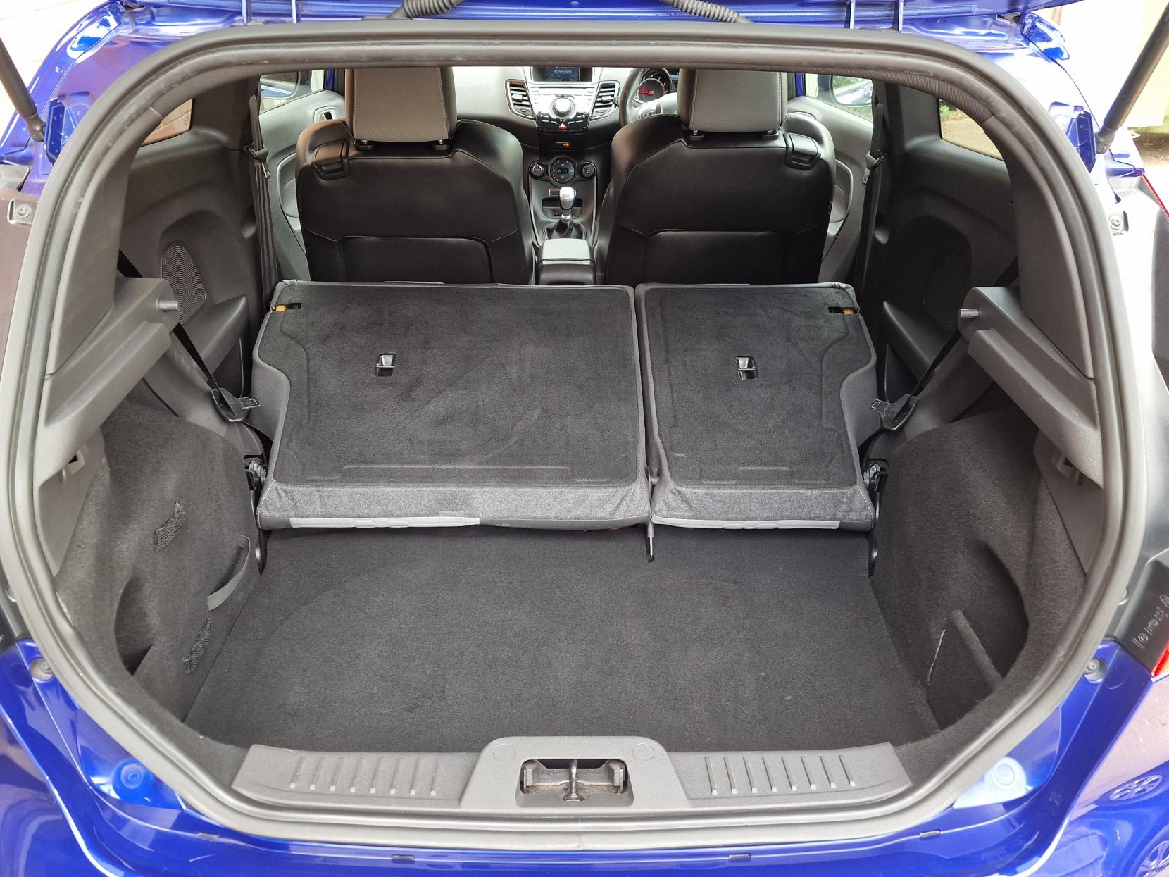 Ford Fiesta 1.6T EcoBoost ST-3 Hatchback 3dr Petrol Manual Euro 6 (182 ps)