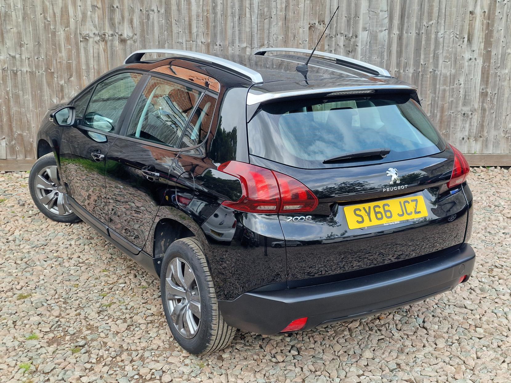 Peugeot 2008 1.2 PureTech Active SUV 5dr Petrol Manual Euro 6 (82 ps)