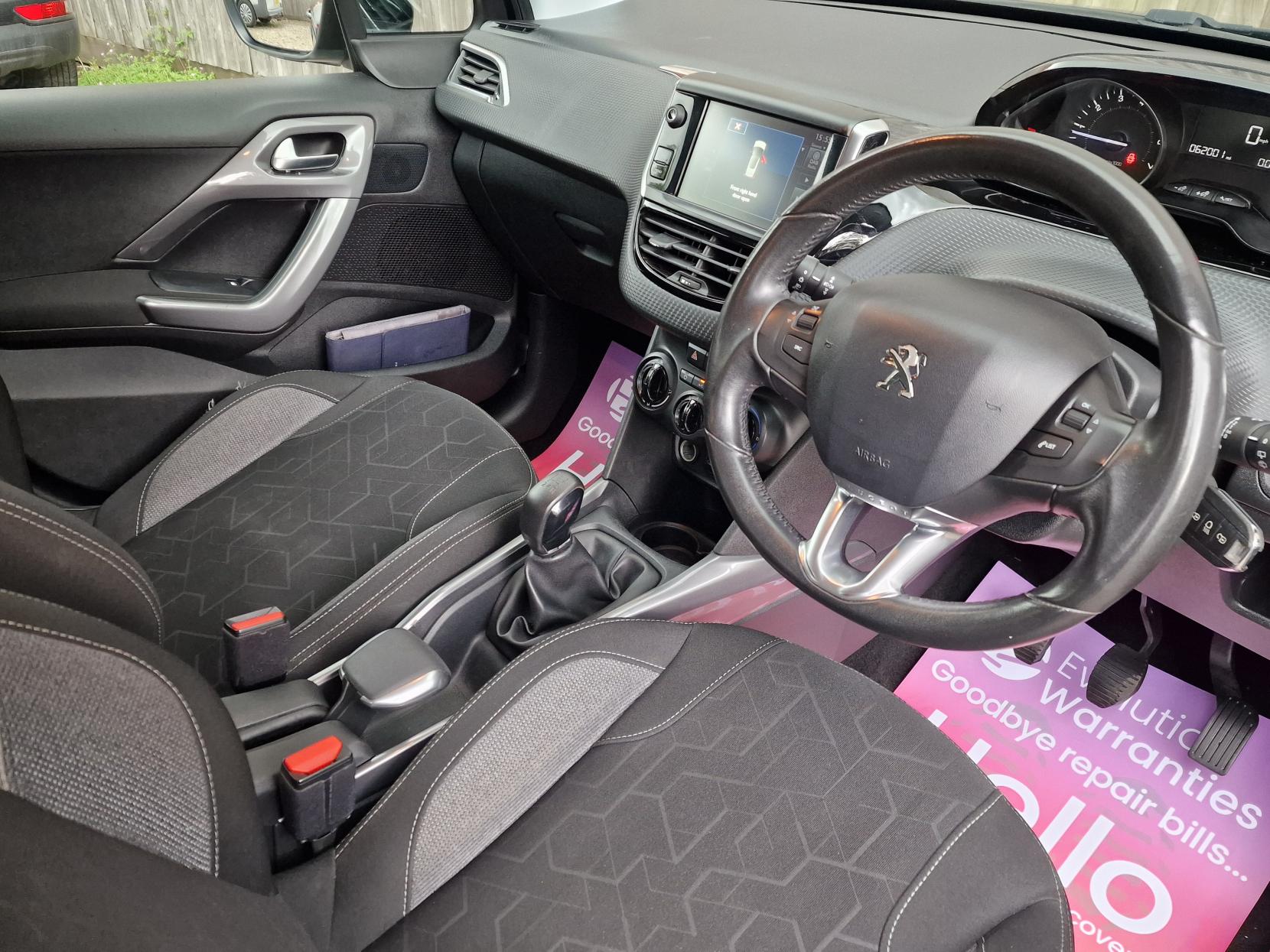 Peugeot 2008 1.2 PureTech Active SUV 5dr Petrol Manual Euro 6 (82 ps)