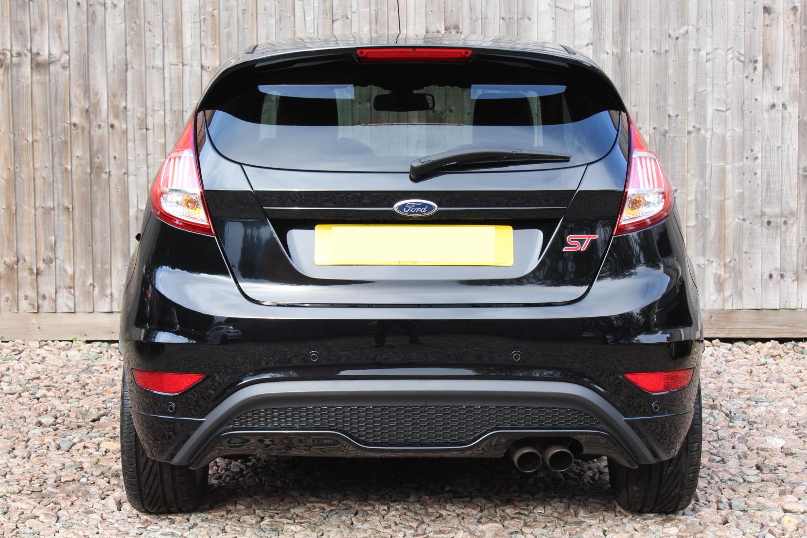 Ford Fiesta 1.6T EcoBoost ST-3 Hatchback 3dr Petrol Manual Euro 6 (182 ps)