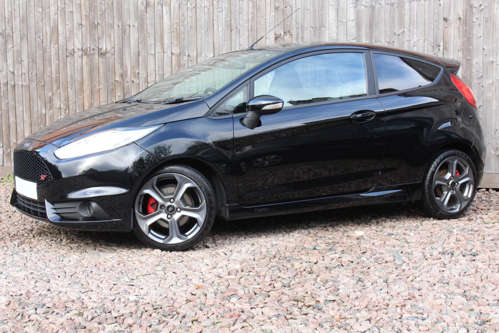 Ford Fiesta 1.6T EcoBoost ST-3 Hatchback 3dr Petrol Manual Euro 6 (182 ps)