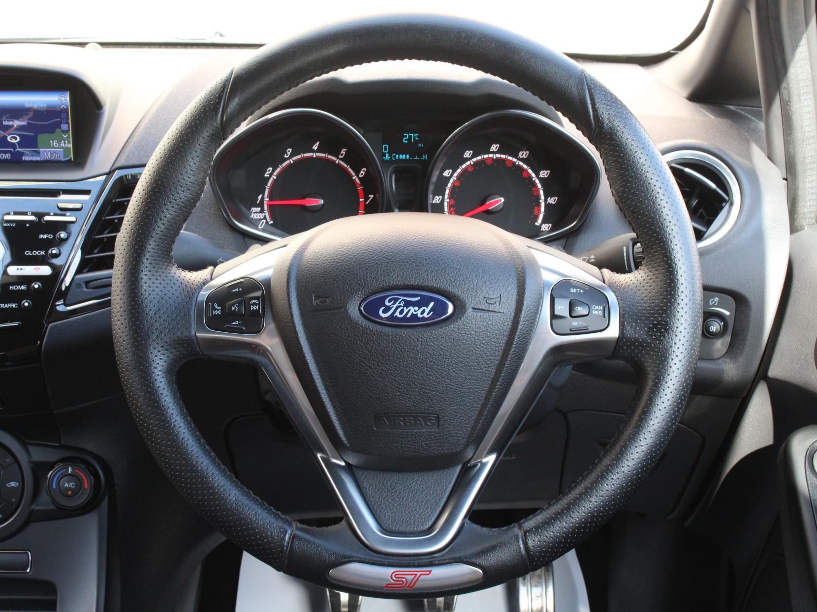 Ford Fiesta 1.6T EcoBoost ST-3 Hatchback 3dr Petrol Manual Euro 6 (182 ps)