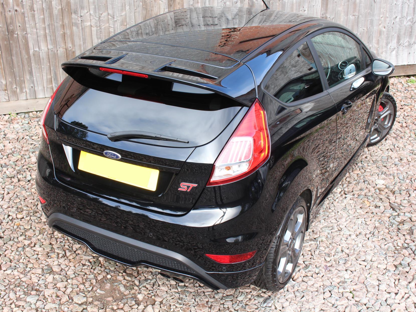 Ford Fiesta 1.6T EcoBoost ST-3 Hatchback 3dr Petrol Manual Euro 6 (182 ps)