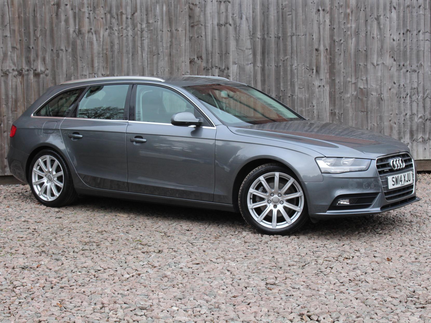 Audi A4 Avant 2.0 TDI SE Technik Estate 5dr Diesel S Tronic quattro Euro 5 (s/s) (177 ps)