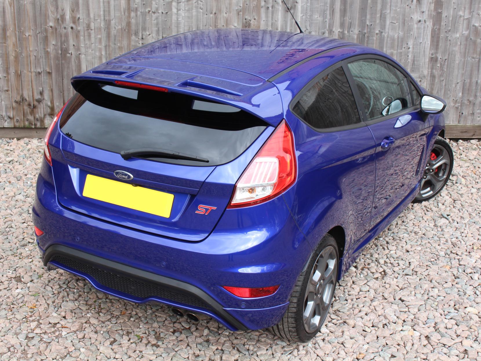 Ford Fiesta 1.6T EcoBoost ST-3 Hatchback 3dr Petrol Manual Euro 6 (182 ps)