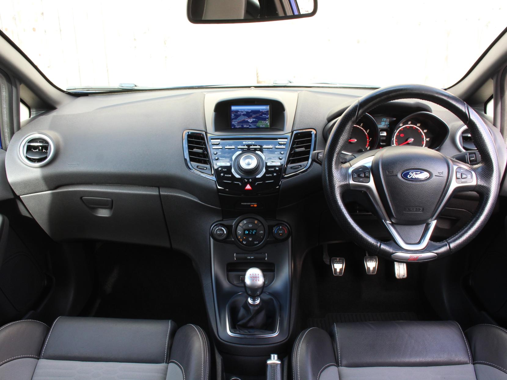 Ford Fiesta 1.6T EcoBoost ST-3 Hatchback 3dr Petrol Manual Euro 6 (182 ps)