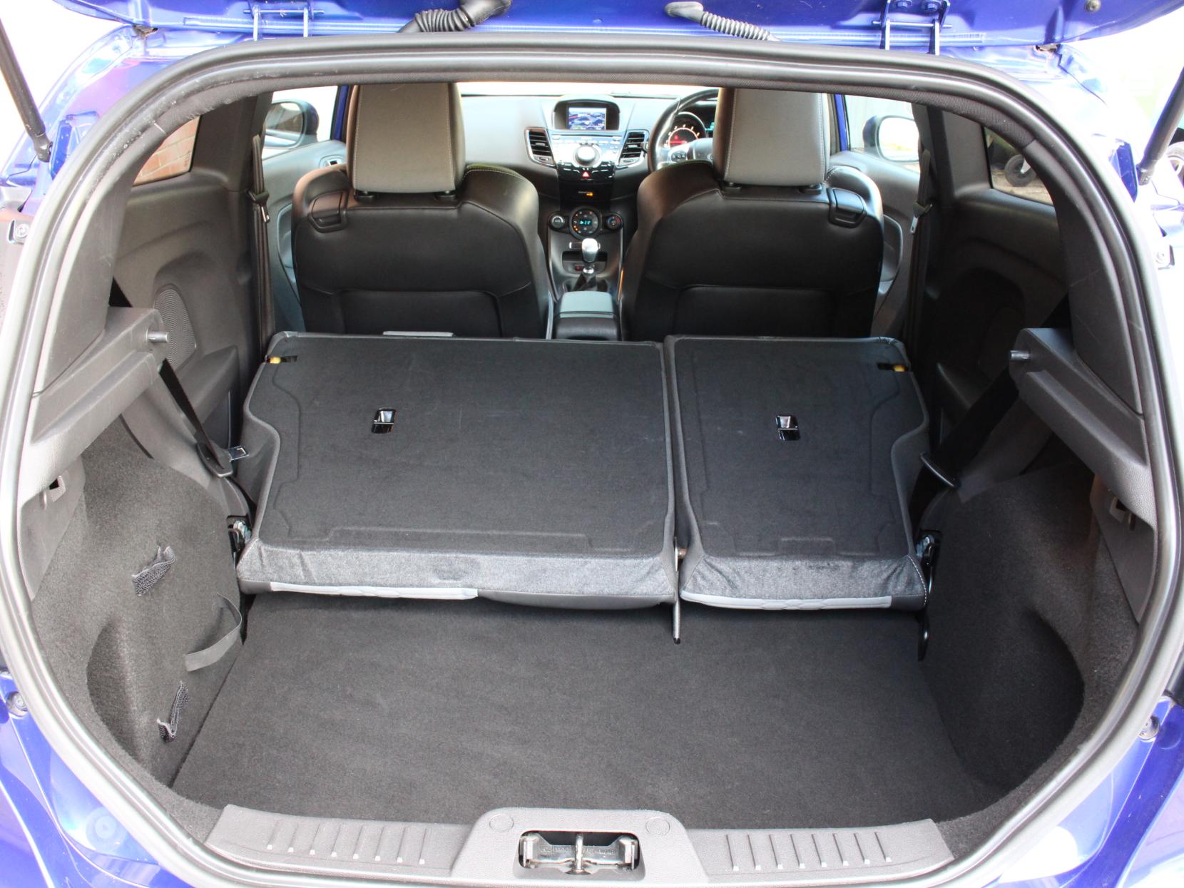 Ford Fiesta 1.6T EcoBoost ST-3 Hatchback 3dr Petrol Manual Euro 6 (182 ps)