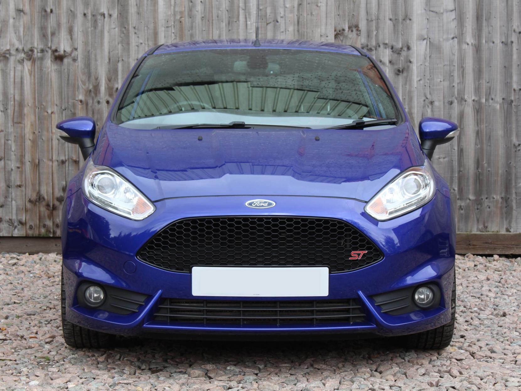 Ford Fiesta 1.6T EcoBoost ST-3 Hatchback 3dr Petrol Manual Euro 6 (182 ps)