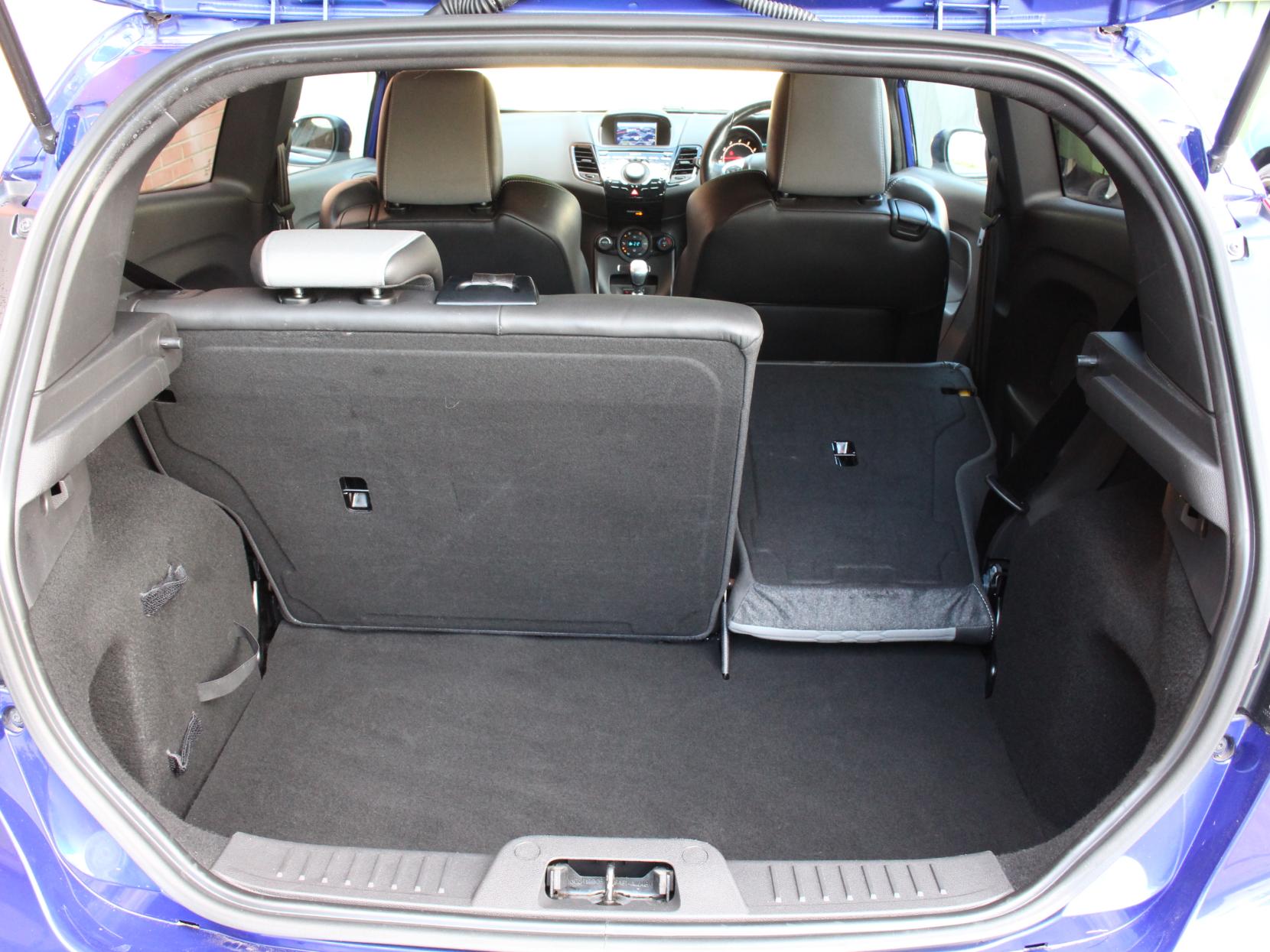 Ford Fiesta 1.6T EcoBoost ST-3 Hatchback 3dr Petrol Manual Euro 6 (182 ps)