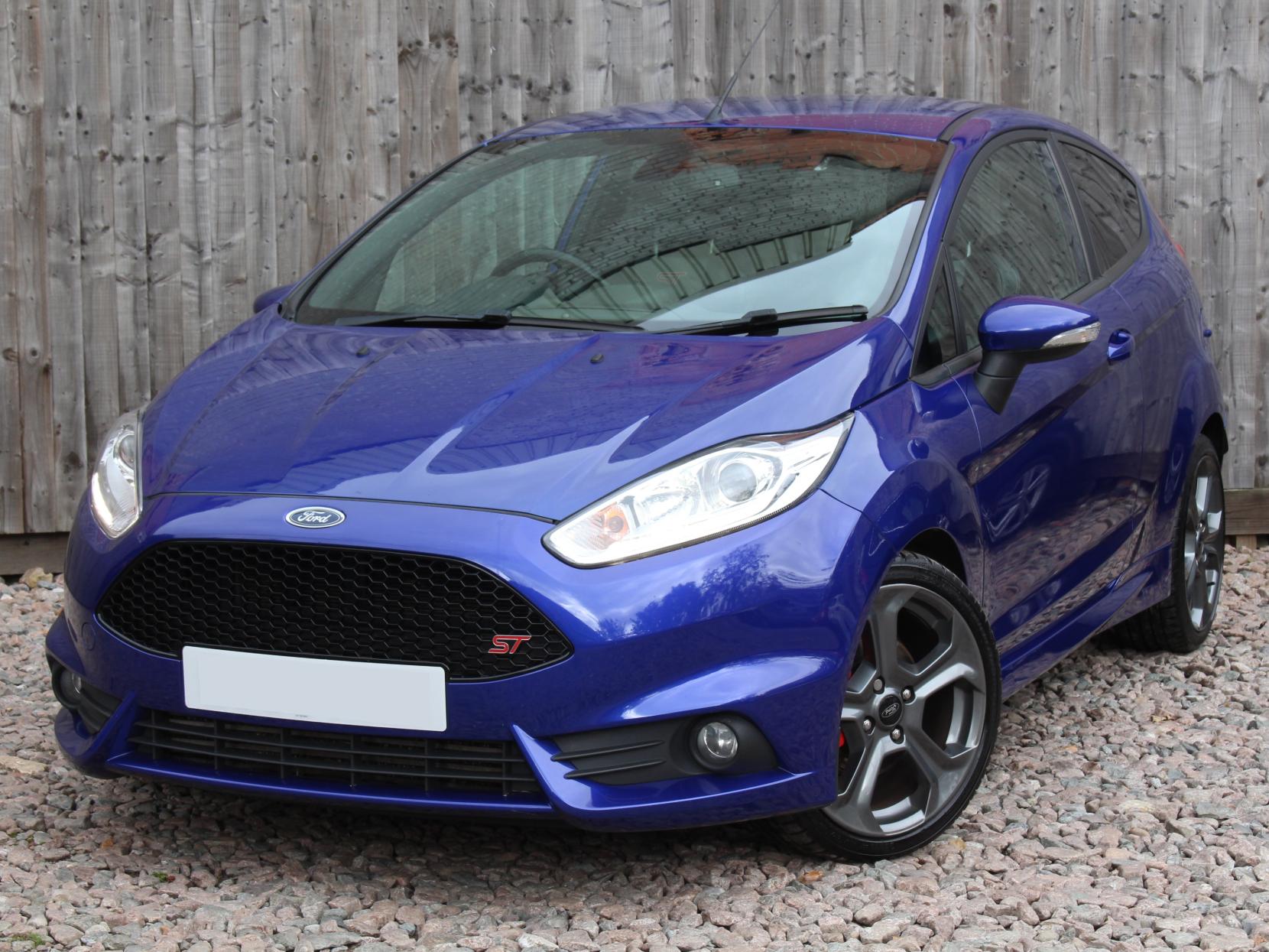 Ford Fiesta 1.6T EcoBoost ST-3 Hatchback 3dr Petrol Manual Euro 6 (182 ps)