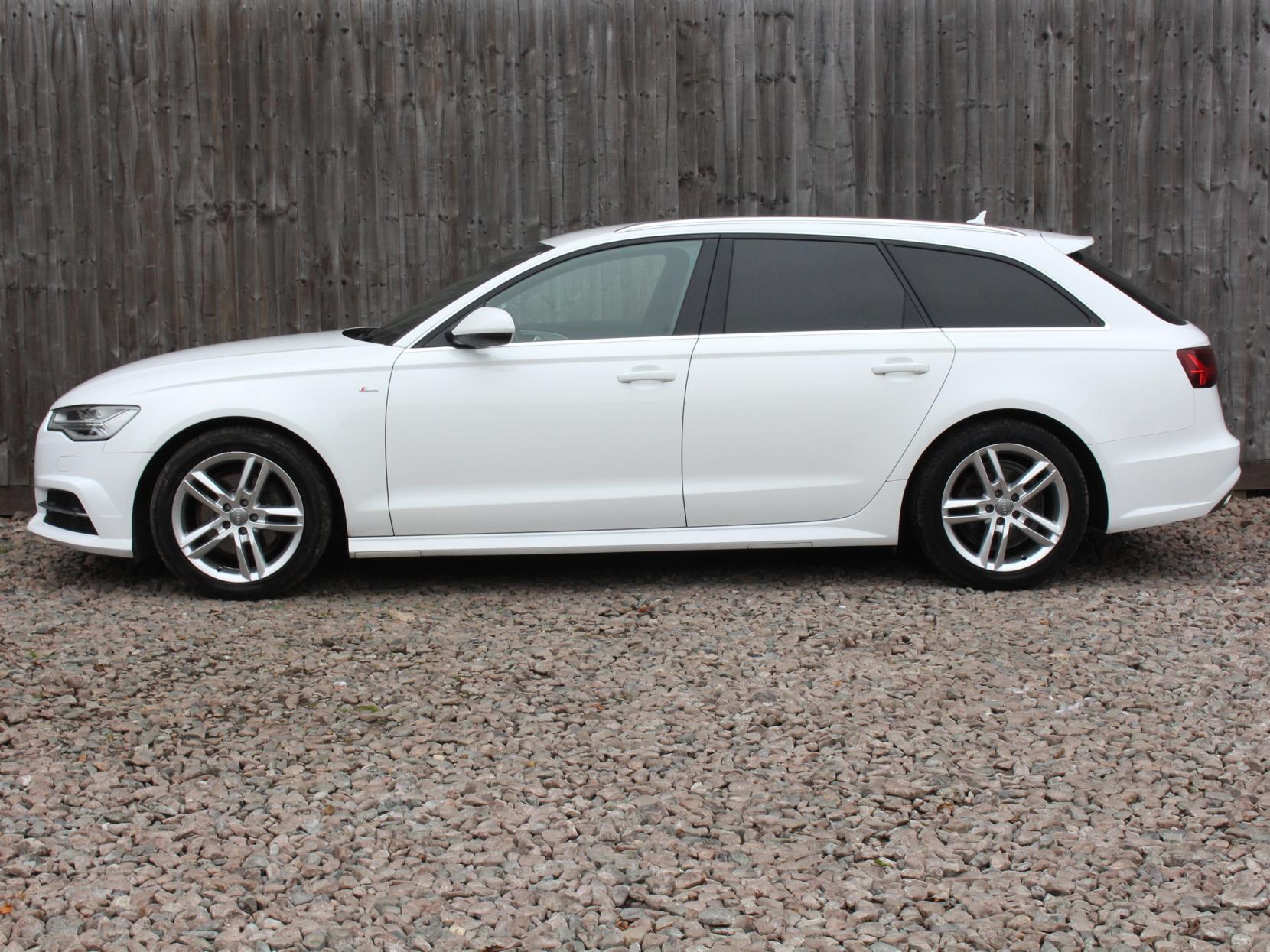 Audi A6 Avant 2.0 TDI ultra S line Estate 5dr Diesel S Tronic Euro 6 (s/s) (190 ps)