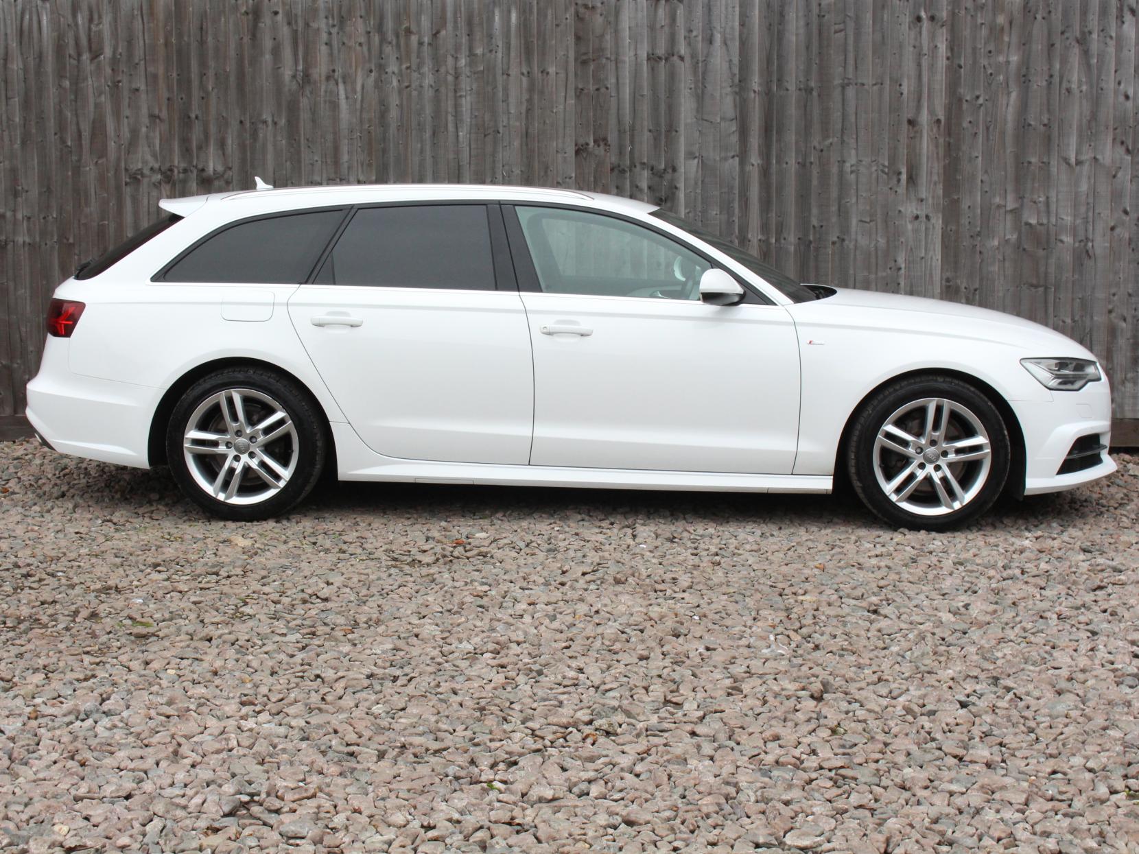 Audi A6 Avant 2.0 TDI ultra S line Estate 5dr Diesel S Tronic Euro 6 (s/s) (190 ps)