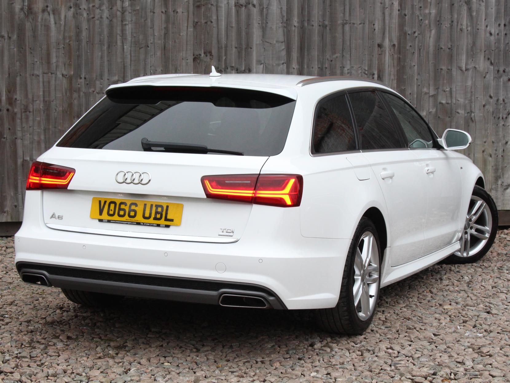 Audi A6 Avant 2.0 TDI ultra S line Estate 5dr Diesel S Tronic Euro 6 (s/s) (190 ps)