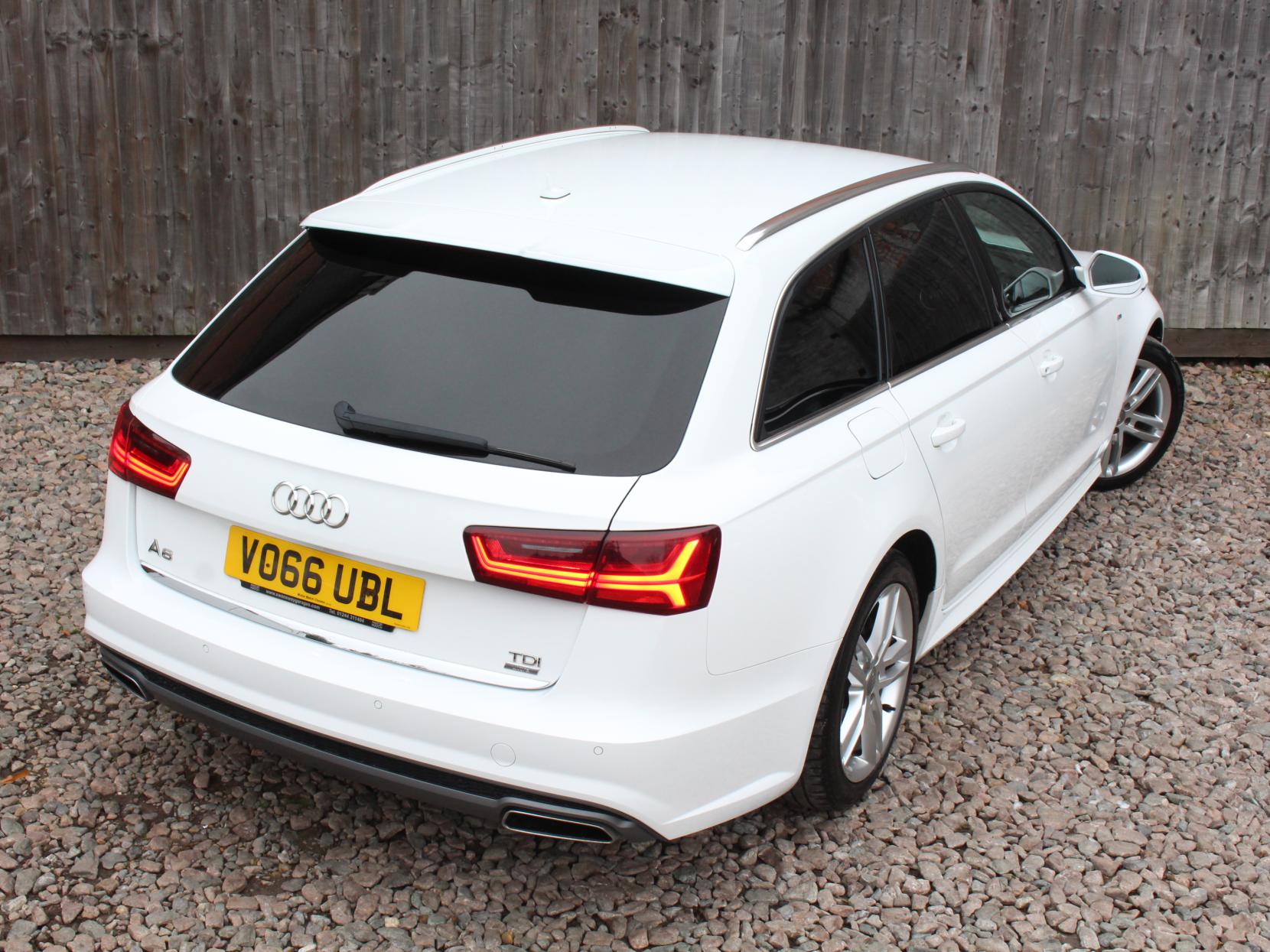 Audi A6 Avant 2.0 TDI ultra S line Estate 5dr Diesel S Tronic Euro 6 (s/s) (190 ps)