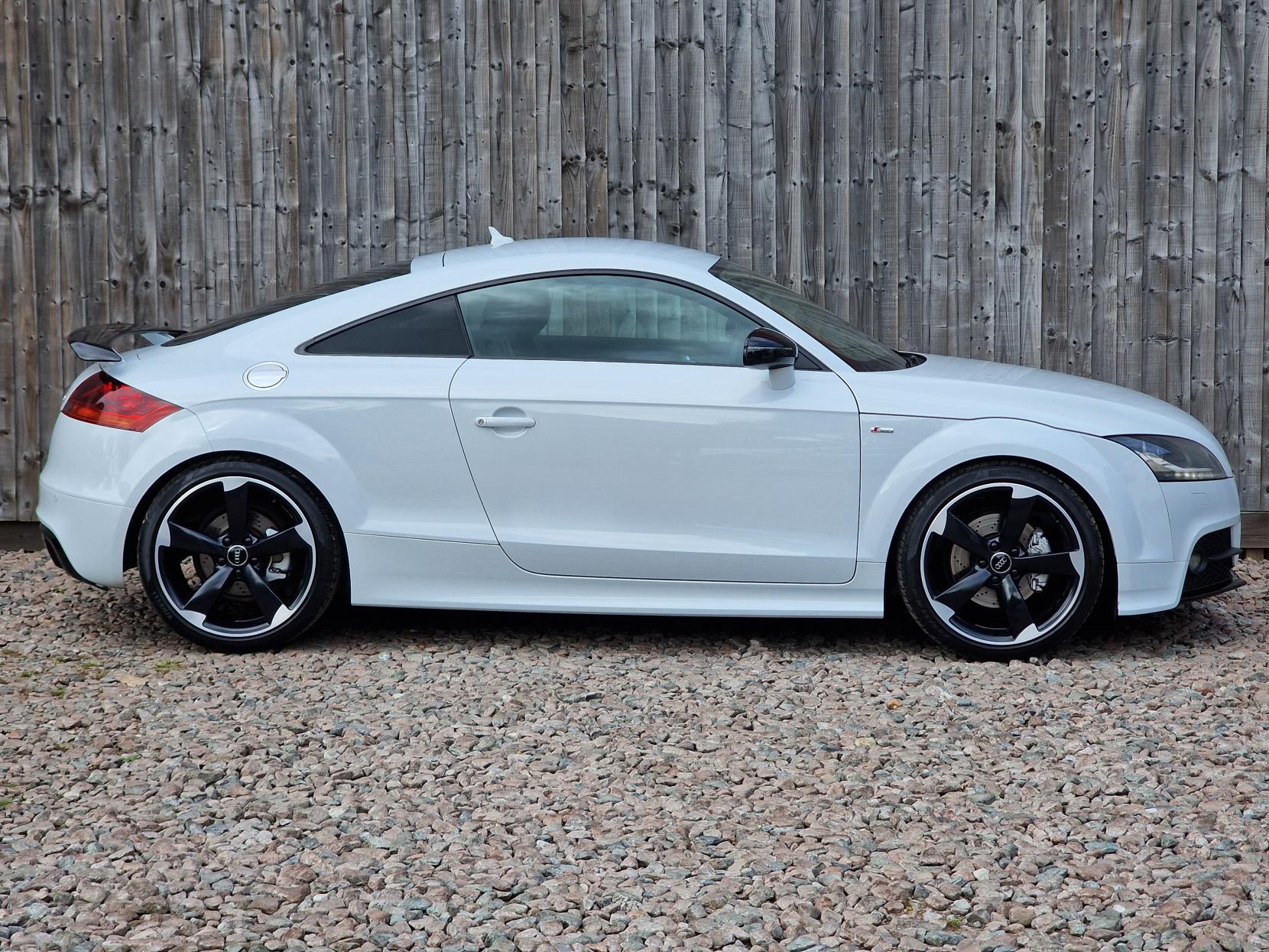 Audi TT 2.0 TFSI Black Edition Coupe 3dr Petrol Manual Euro 5 (s/s) (211 ps)