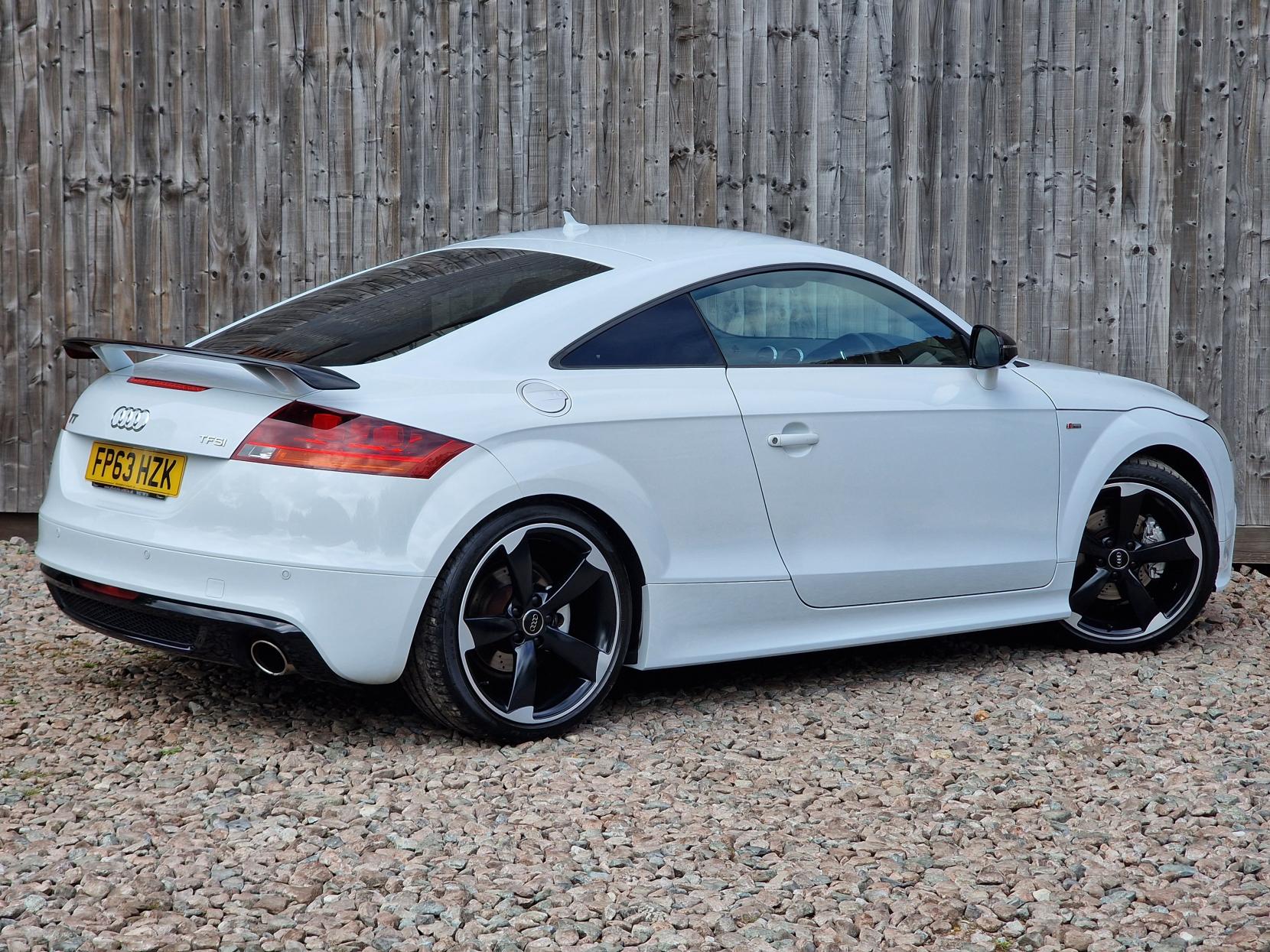 Audi TT 2.0 TFSI Black Edition Coupe 3dr Petrol Manual Euro 5 (s/s) (211 ps)