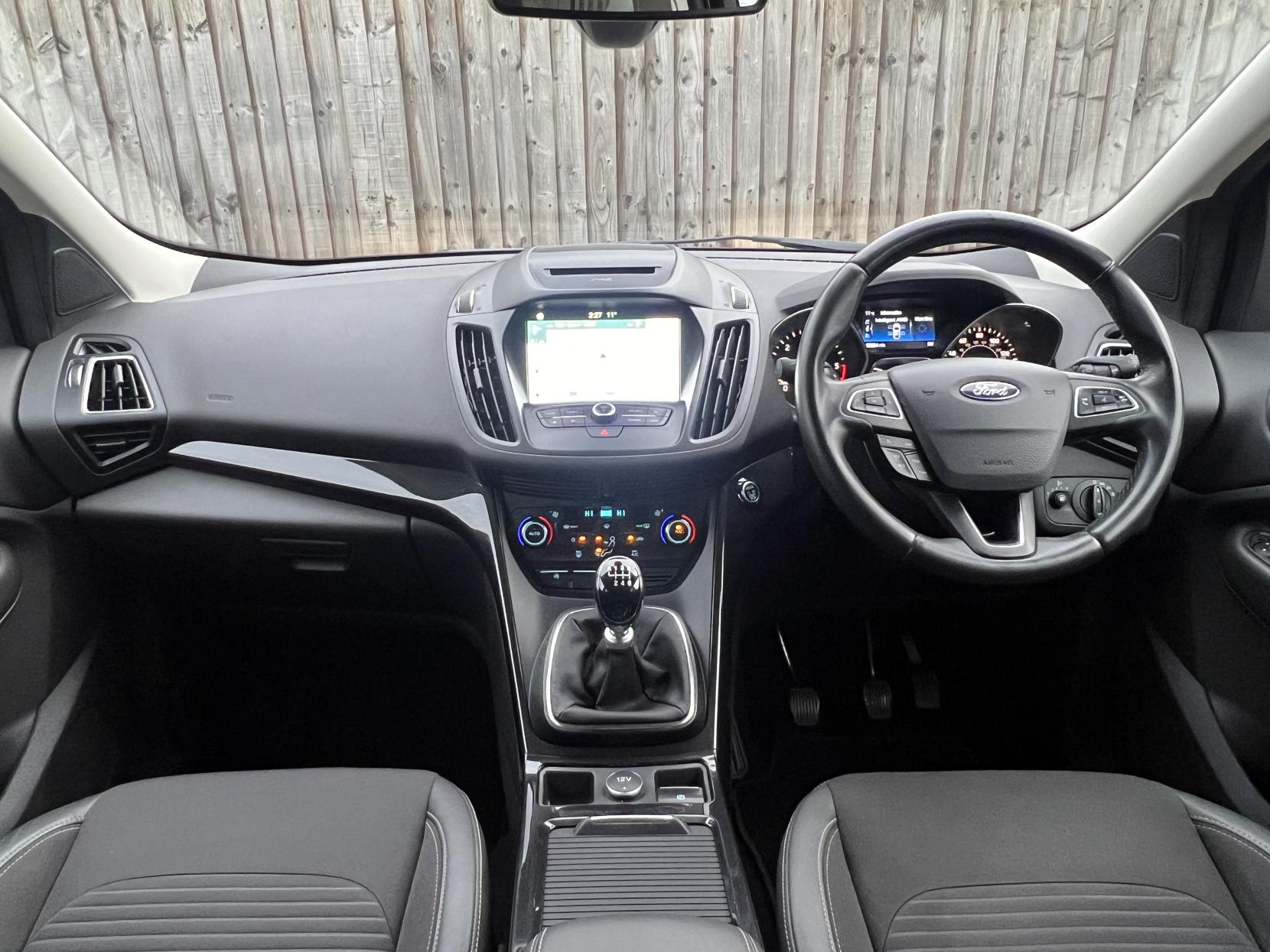 Ford Kuga 2.0 Titanium SUV (2016 - 2020)