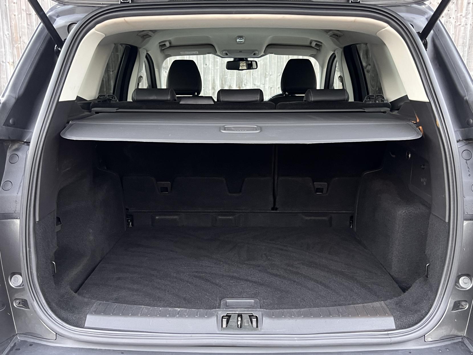 Ford Kuga 2.0 Titanium SUV (2016 - 2020)