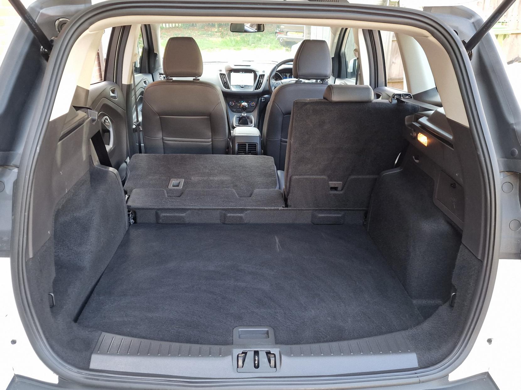 Ford Kuga 2.0 TDCi Titanium SUV 5dr Diesel Manual Euro 6 (s/s) (150 ps)