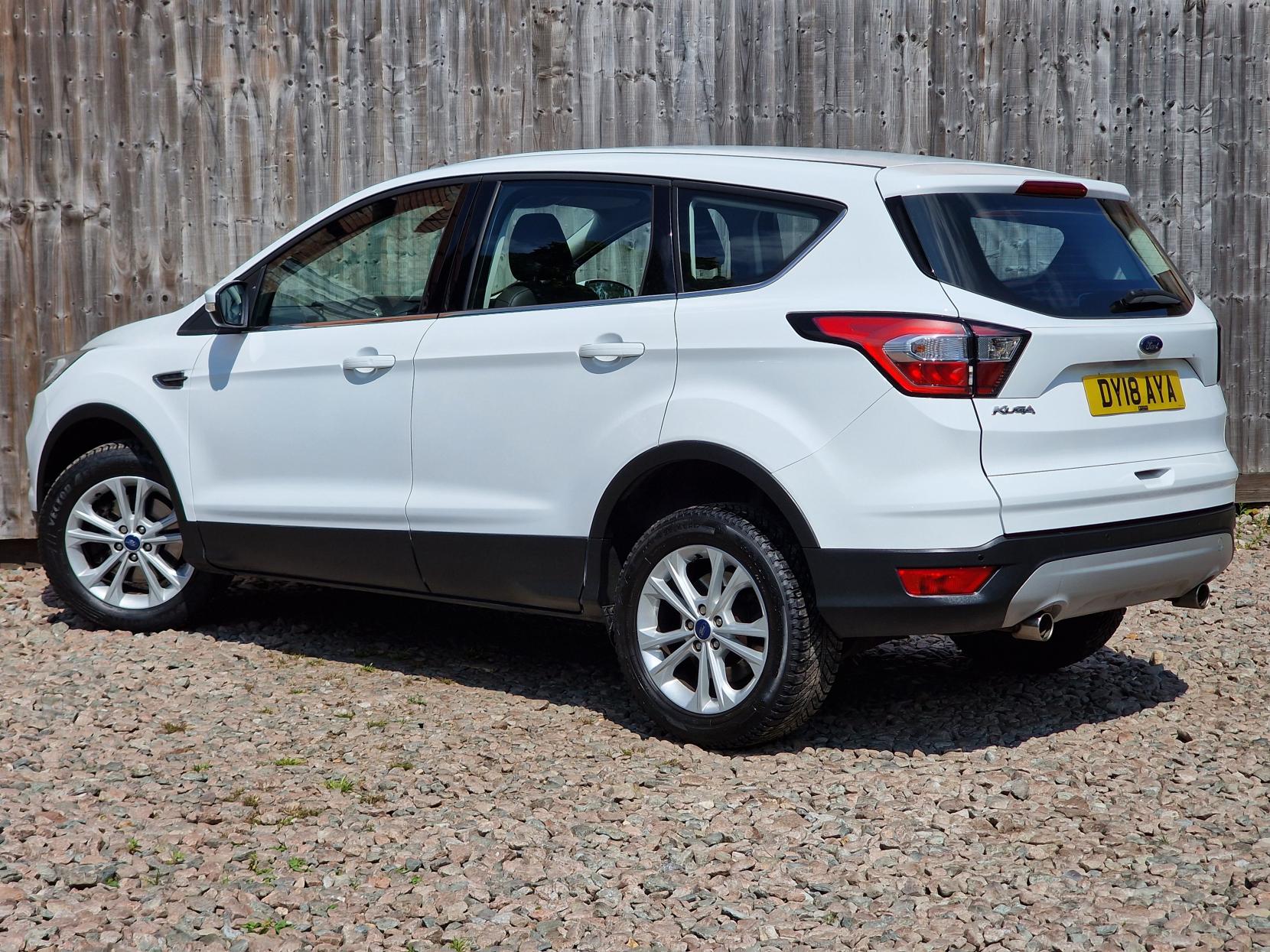 Ford Kuga 2.0 TDCi Titanium SUV 5dr Diesel Manual Euro 6 (s/s) (150 ps)