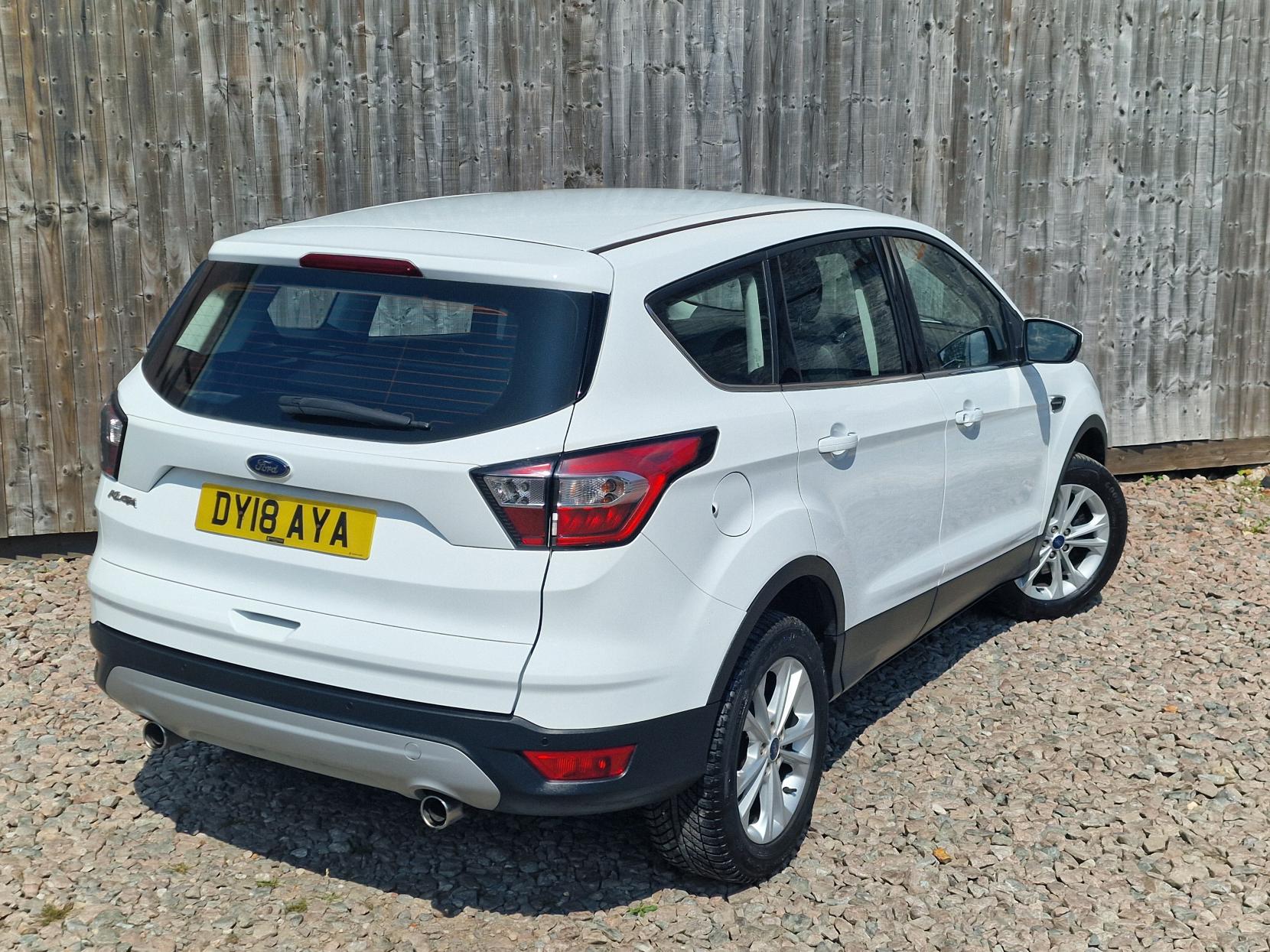 Ford Kuga 2.0 TDCi Titanium SUV 5dr Diesel Manual Euro 6 (s/s) (150 ps)