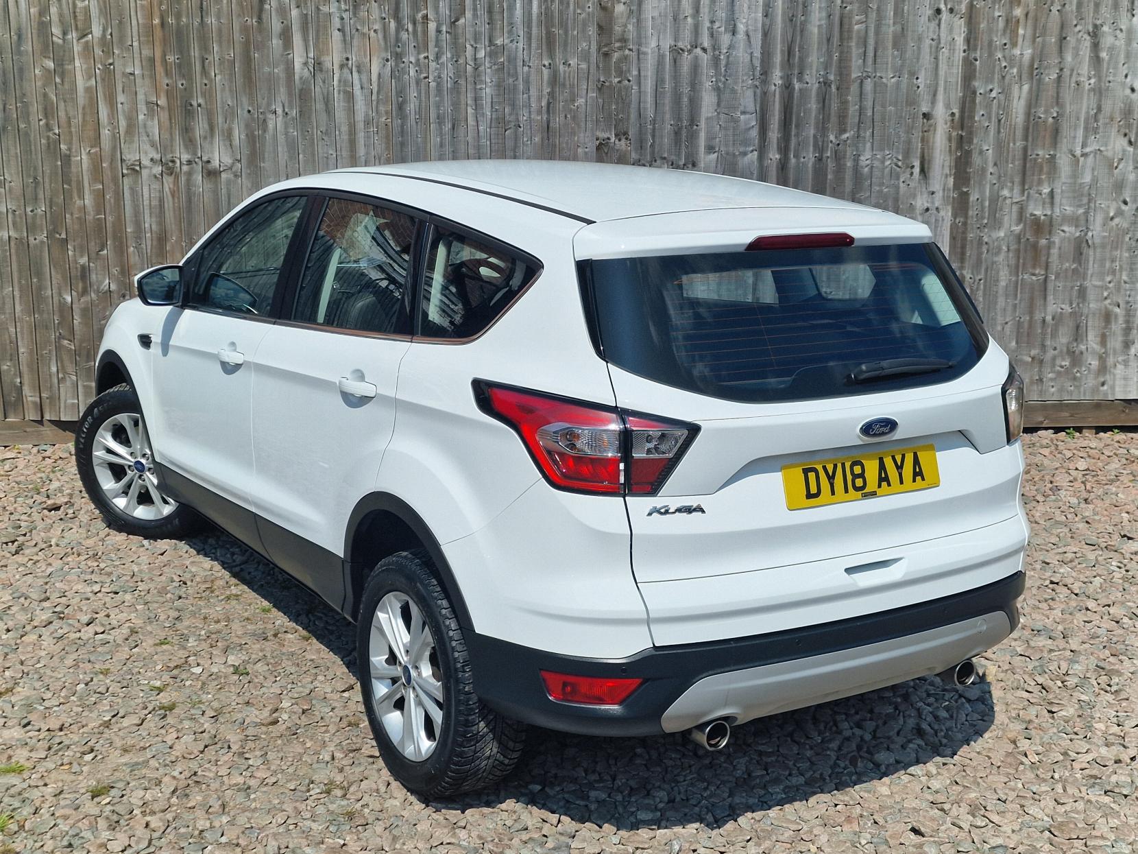 Ford Kuga 2.0 TDCi Titanium SUV 5dr Diesel Manual Euro 6 (s/s) (150 ps)
