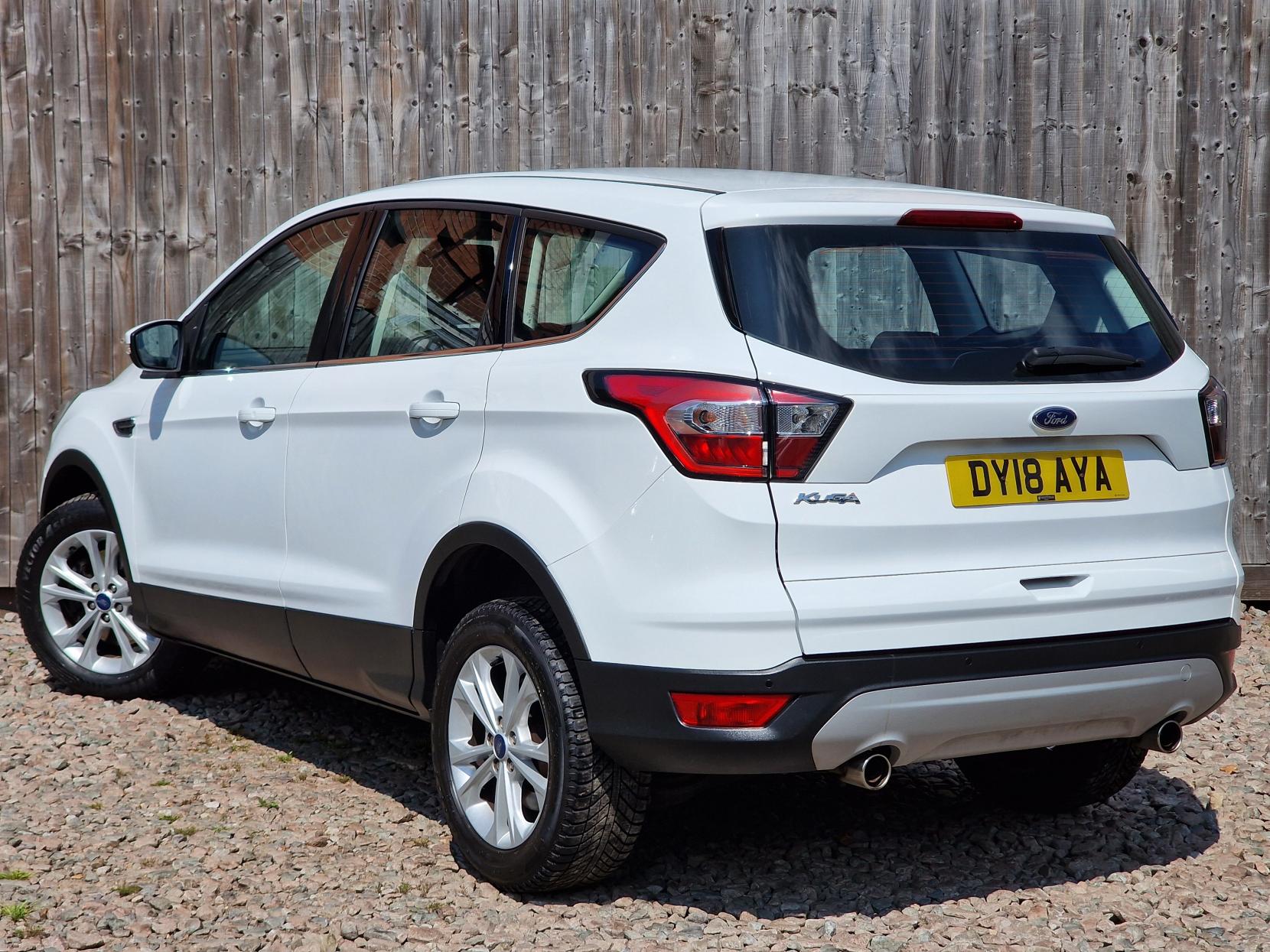 Ford Kuga 2.0 TDCi Titanium SUV 5dr Diesel Manual Euro 6 (s/s) (150 ps)