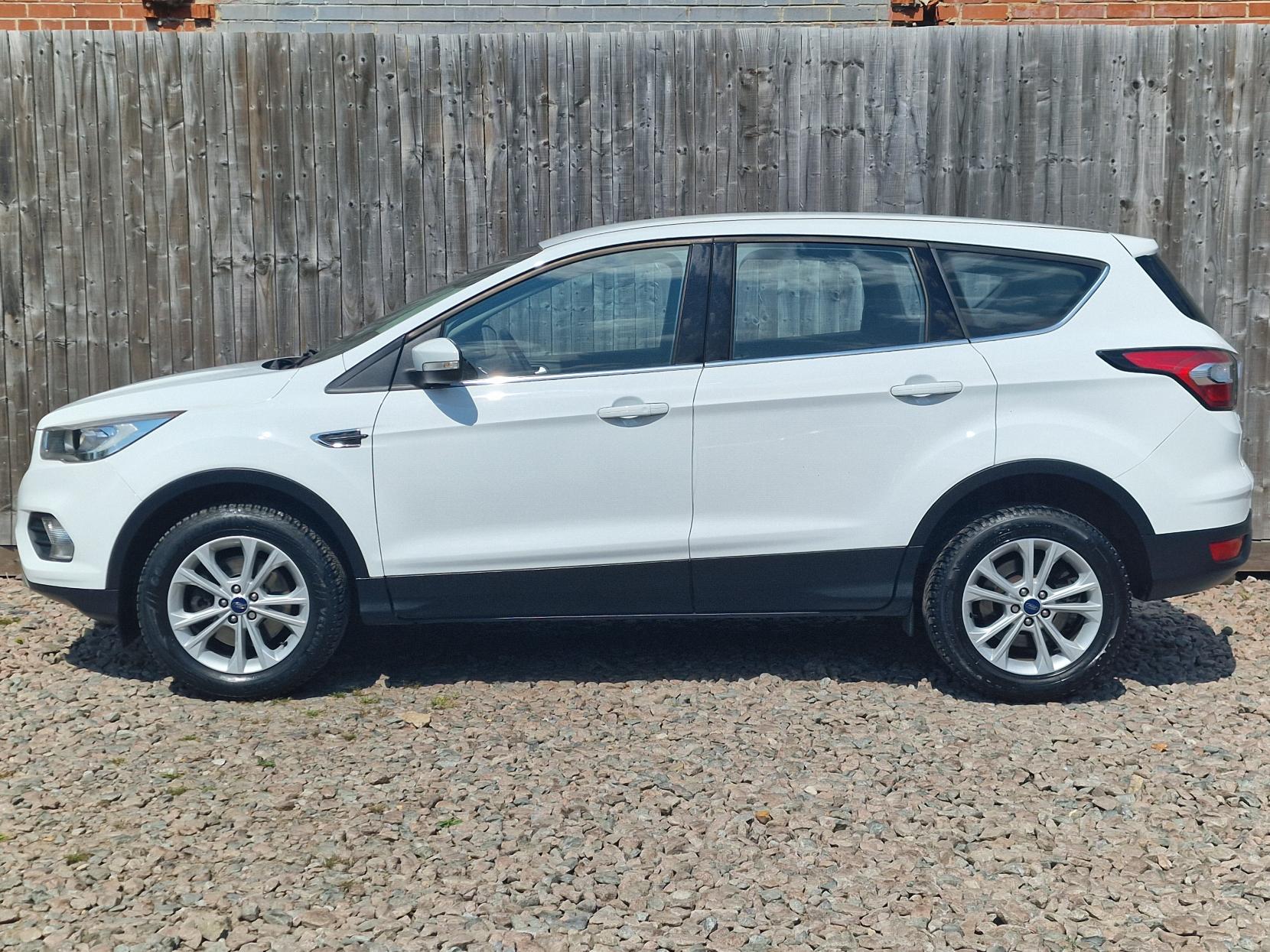 Ford Kuga 2.0 TDCi Titanium SUV 5dr Diesel Manual Euro 6 (s/s) (150 ps)