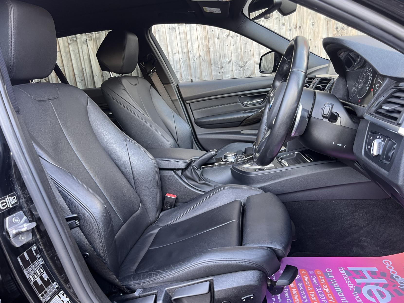 BMW 3 Series 330d M Sport Touring 5dr Diesel Auto xDrive Euro 5 (s/s) (258 ps)