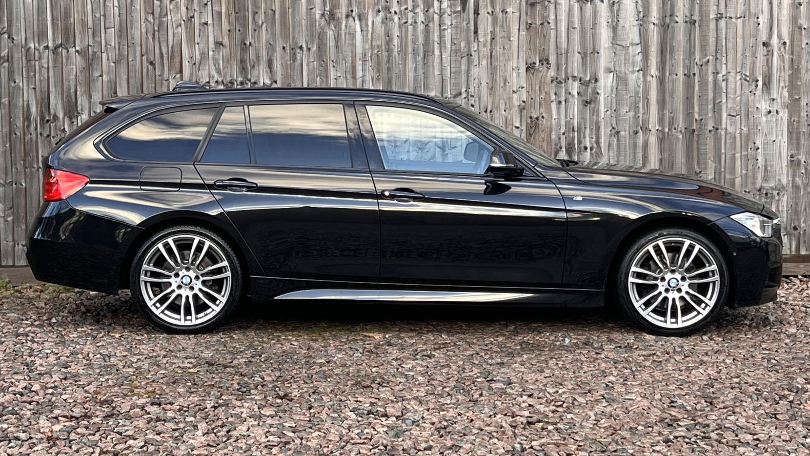 BMW 3 Series 330d M Sport Touring 5dr Diesel Auto xDrive Euro 5 (s/s) (258 ps)