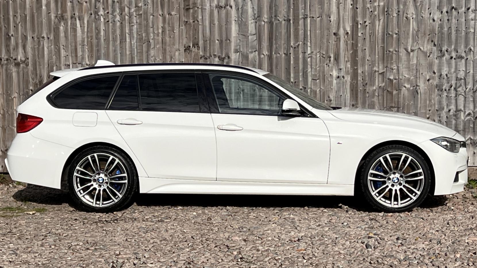 BMW 3 Series 3.0 330d M Sport Touring 5dr Diesel Auto xDrive Euro 5 (s/s) (258 ps)