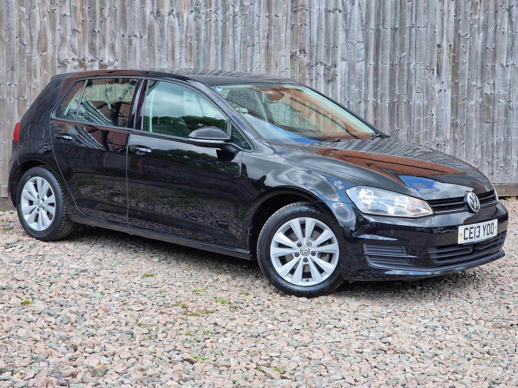 Volkswagen Golf 1.6 TDI BlueMotion Tech SE Hatchback 5dr Diesel Manual Euro 5 (s/s) (105 ps)