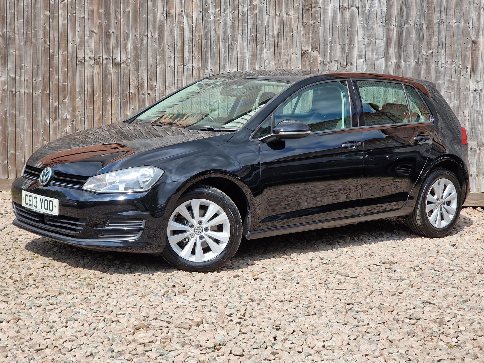 Volkswagen Golf 1.6 TDI BlueMotion Tech SE Hatchback 5dr Diesel Manual Euro 5 (s/s) (105 ps)