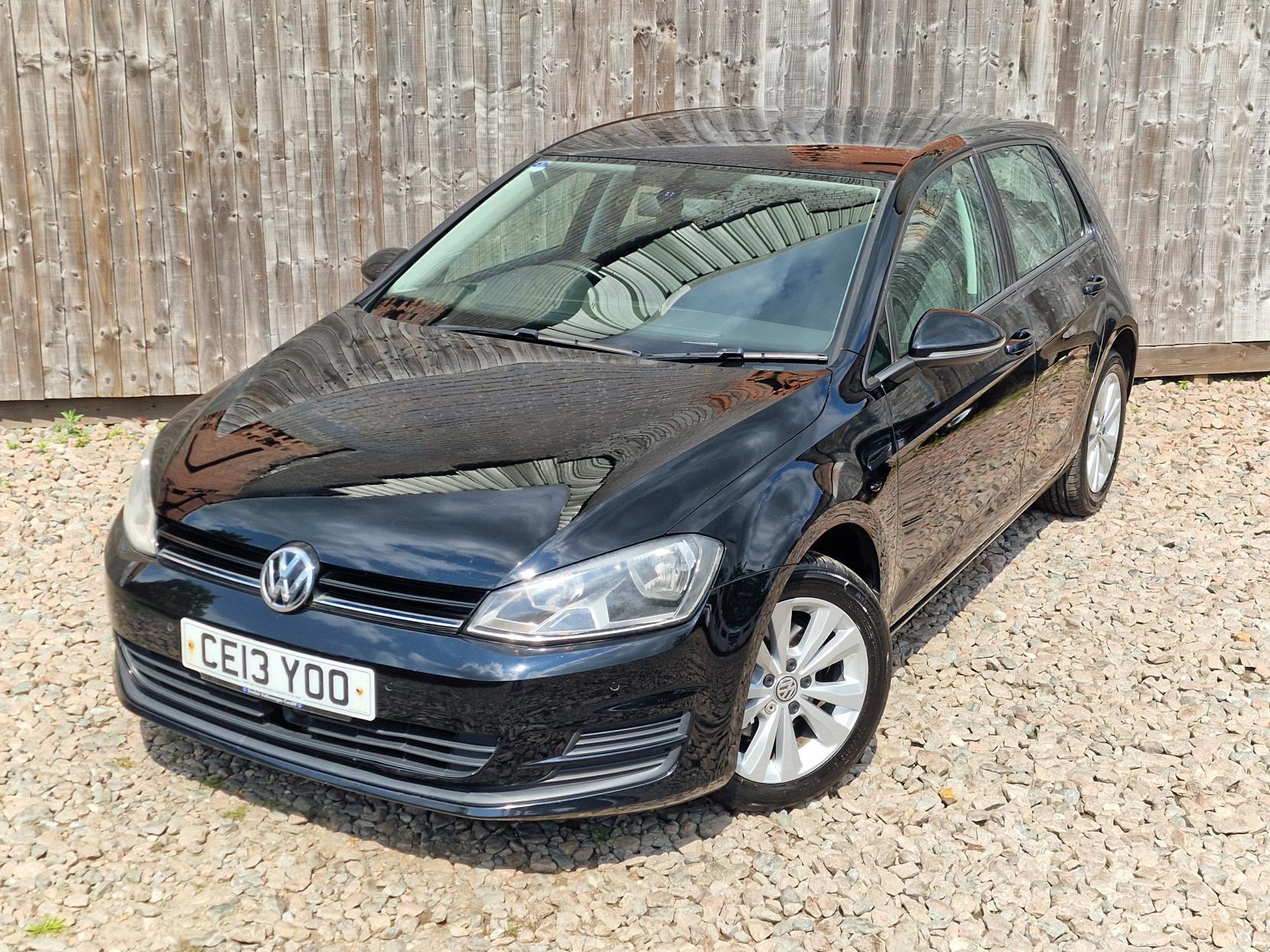 Volkswagen Golf 1.6 TDI BlueMotion Tech SE Hatchback 5dr Diesel Manual Euro 5 (s/s) (105 ps)