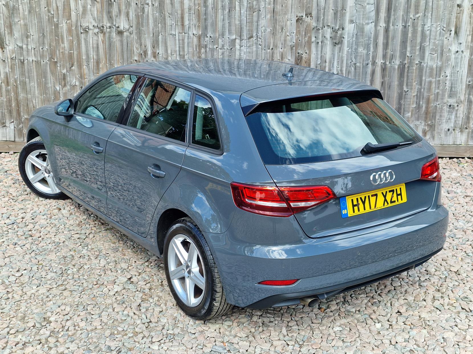 Audi A3 1.6 TDI SE Sportback 5dr Diesel S Tronic Euro 6 (s/s) (110 ps)