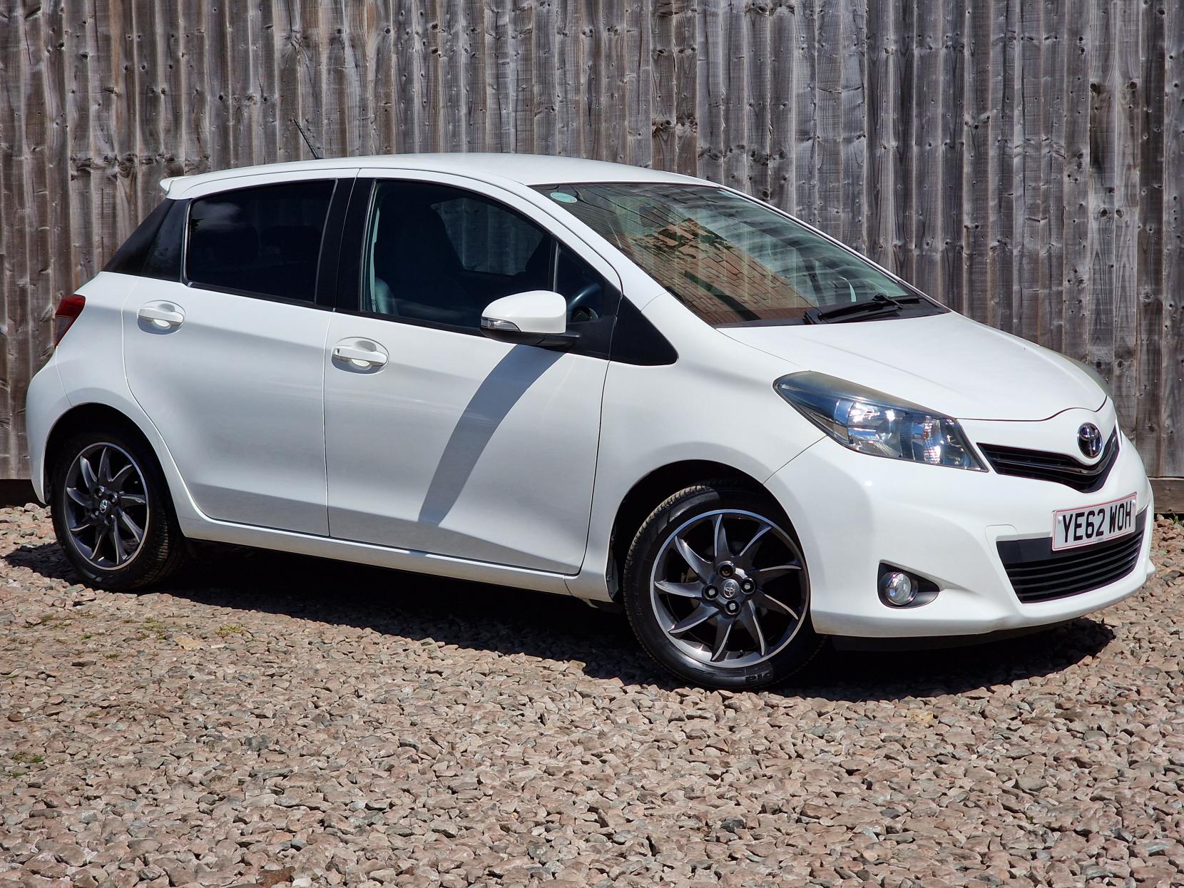 Toyota Yaris 1.33 Dual VVT-i Trend Hatchback 5dr Petrol Manual Euro 5 (101 ps)