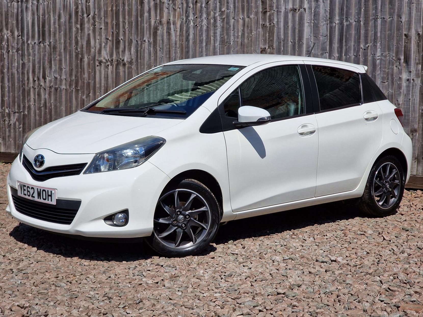Toyota Yaris 1.33 Dual VVT-i Trend Hatchback 5dr Petrol Manual Euro 5 (101 ps)