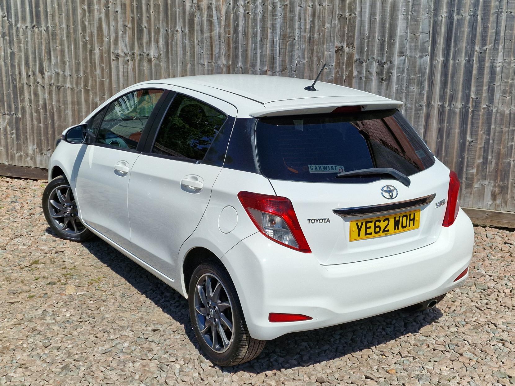 Toyota Yaris 1.33 Dual VVT-i Trend Hatchback 5dr Petrol Manual Euro 5 (101 ps)