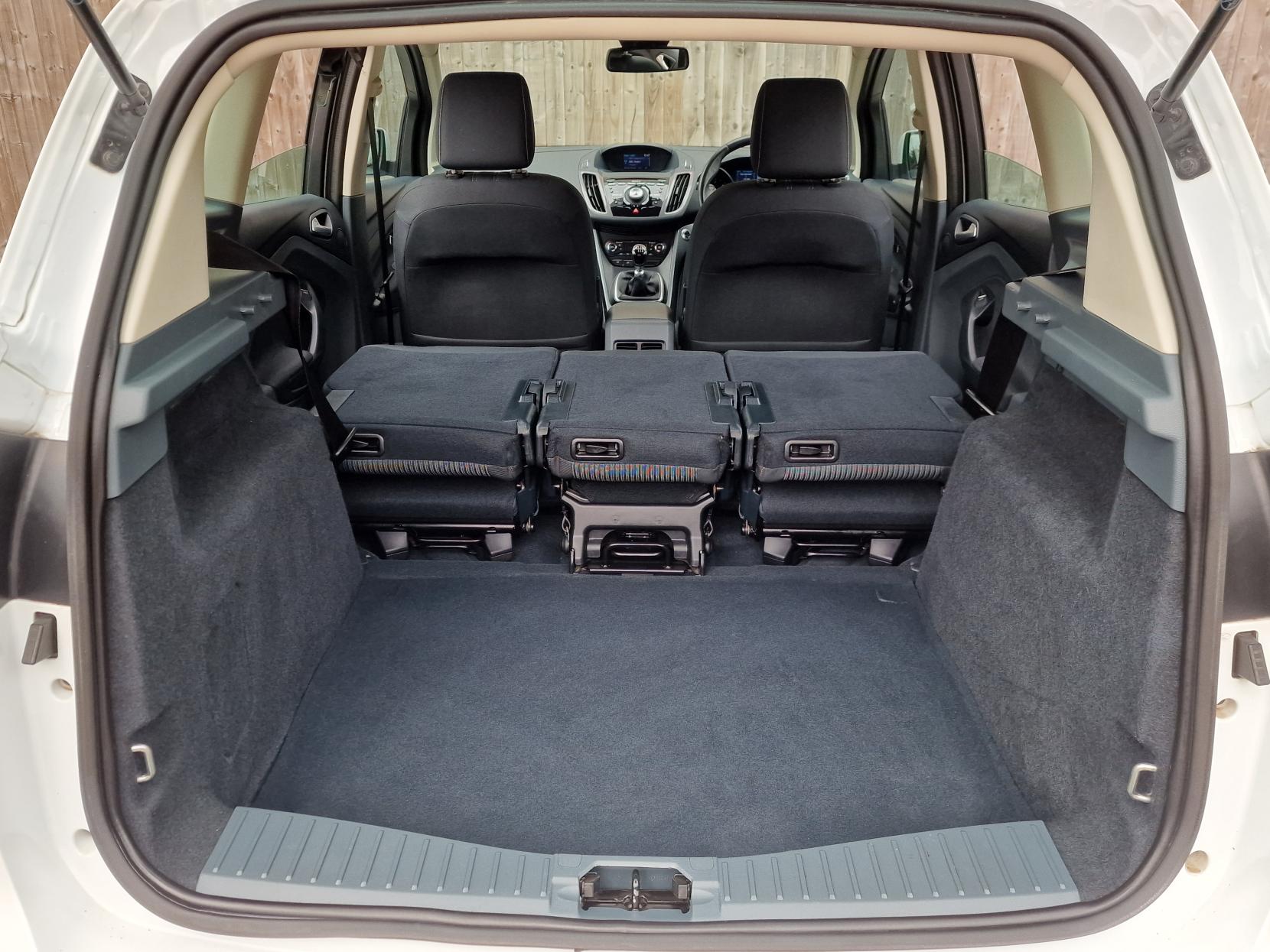 Ford C-Max 1.6 TDCi Titanium MPV 5dr Diesel Manual Euro 5 (115 ps)