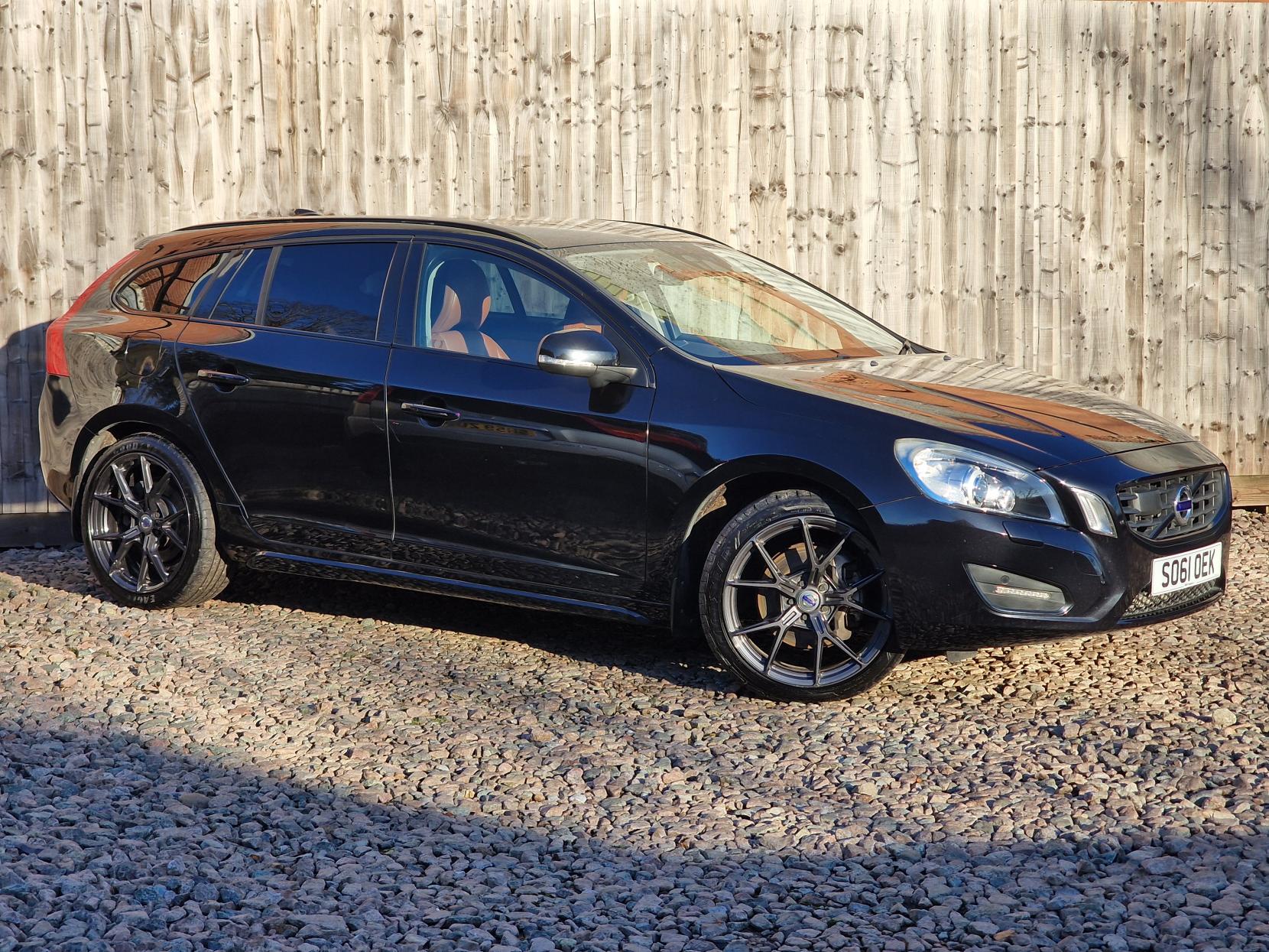 Volvo V60 3.0 T6 SE Lux Estate 5dr Petrol Geartronic AWD Euro 5 (304 ps)