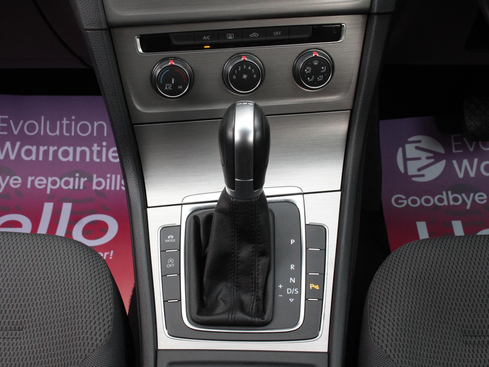 Volkswagen Golf 1.4 TSI BlueMotion Tech Match Hatchback 5dr Petrol DSG Euro 5 (s/s) (122 ps)
