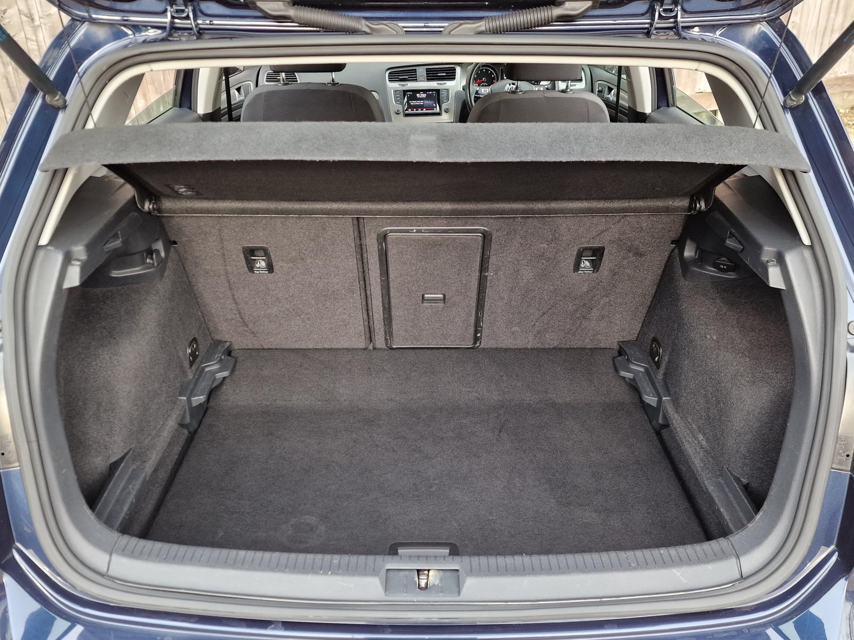 Volkswagen Golf 1.4 TSI BlueMotion Tech Match Hatchback 5dr Petrol DSG Euro 5 (s/s) (122 ps)