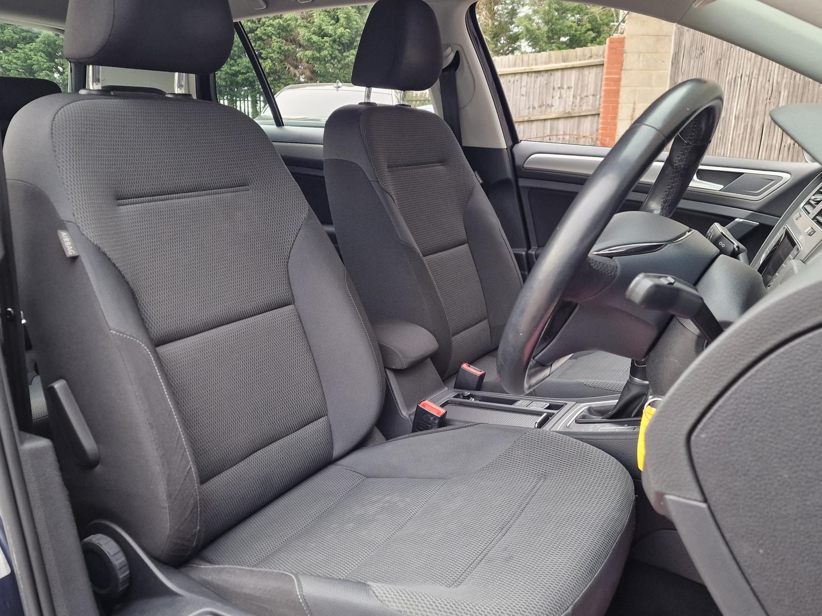 Volkswagen Golf 1.4 TSI BlueMotion Tech Match Hatchback 5dr Petrol DSG Euro 5 (s/s) (122 ps)