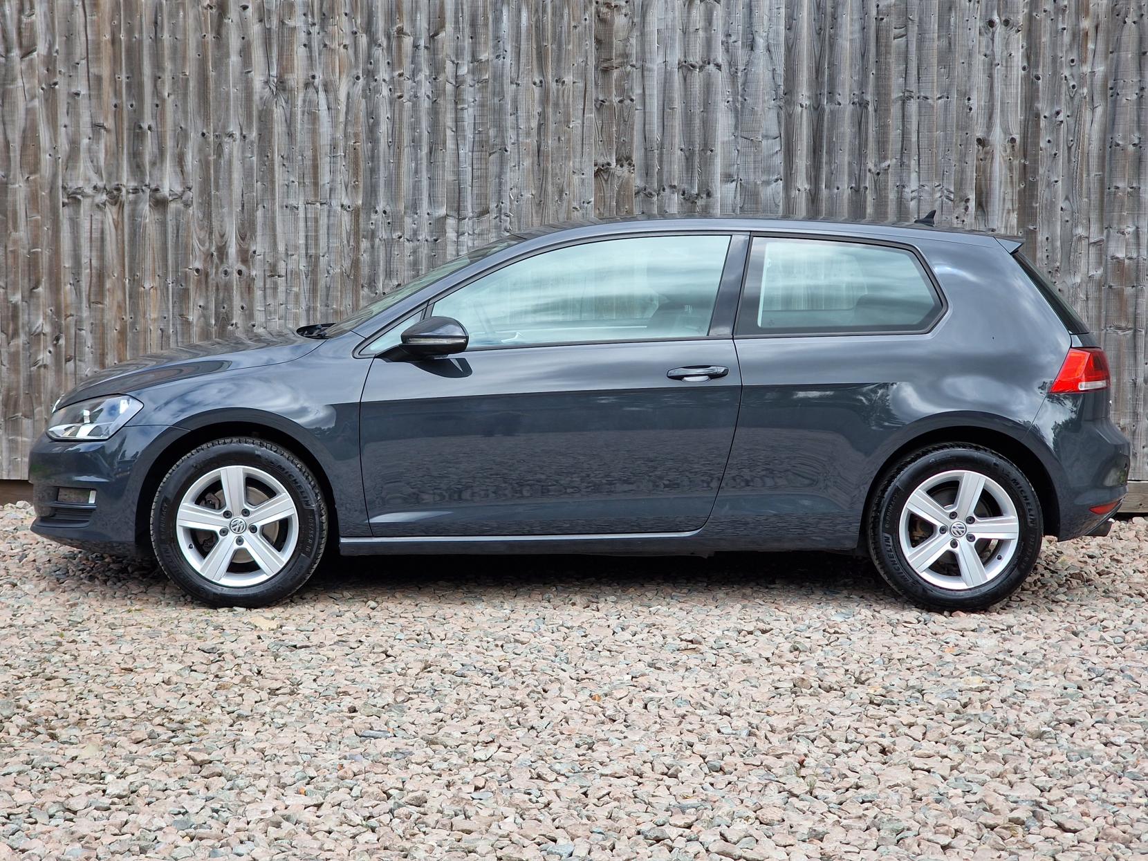Volkswagen Golf 1.4 TSI BlueMotion Tech Match Edition Hatchback 3dr Petrol Manual Euro 6 (s/s) (125 ps)