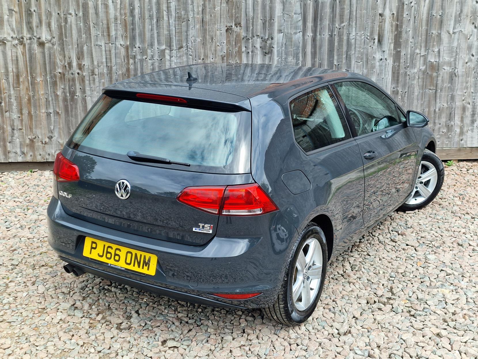 Volkswagen Golf 1.4 TSI BlueMotion Tech Match Edition Hatchback 3dr Petrol Manual Euro 6 (s/s) (125 ps)